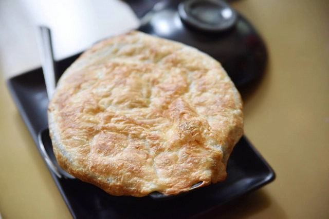 Metro on wireless  ร้านอาหารไทย สไตล์สตรีทฟู้ด โรงแรม อินดิโก้ กรุงเทพ ถนนวิทยุ