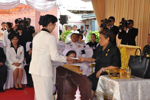 สมเด็จพระเทพฯ เสด็จวางศิลาฤกษ์อาคารภาคบริการโลหิตแห่งชาติที่ 8