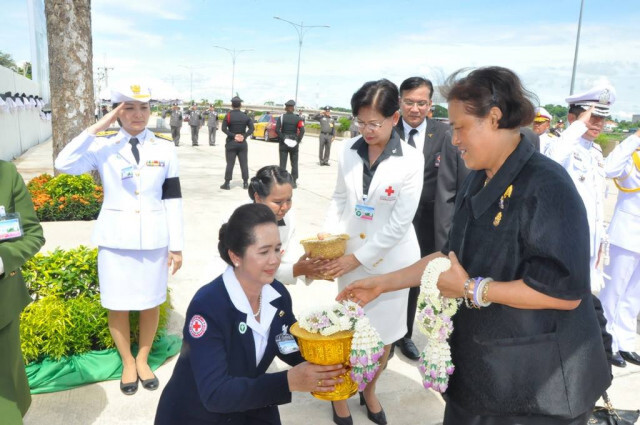 สมเด็จพระเทพฯ เสด็จวางศิลาฤกษ์อาคารภาคบริการโลหิตแห่งชาติที่ 8