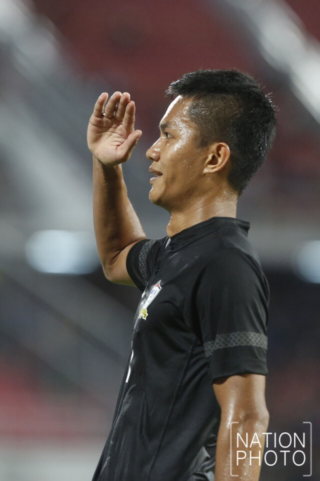 "ช้างศึก" สุดคึก ทุบ โสมแดง 3-0 ทะลุชิงคิงส์คัพ