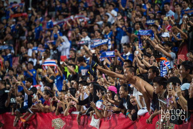 บรรยากาศ หลังช้างศึกถลุงโสมแดง 3-0 ลิ่วชิงเบลารุส คิงส์คัพ 2017