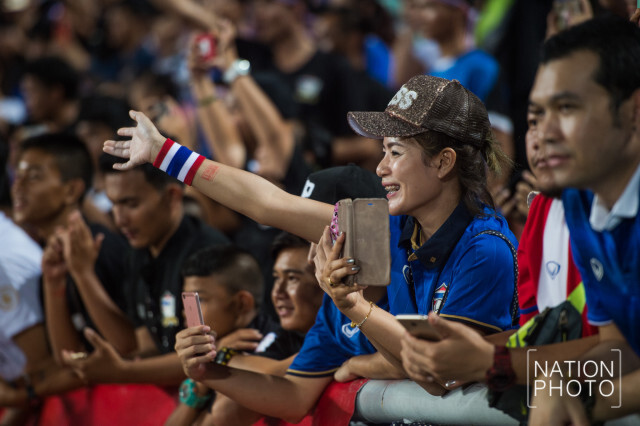 บรรยากาศ หลังช้างศึกถลุงโสมแดง 3-0 ลิ่วชิงเบลารุส คิงส์คัพ 2017