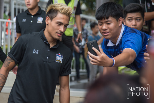ทัพช้างศึก เดินทางมาถึงสนาม ก่อนดวลเกาหลีเหนือ ศึกคิงส์คัพ
