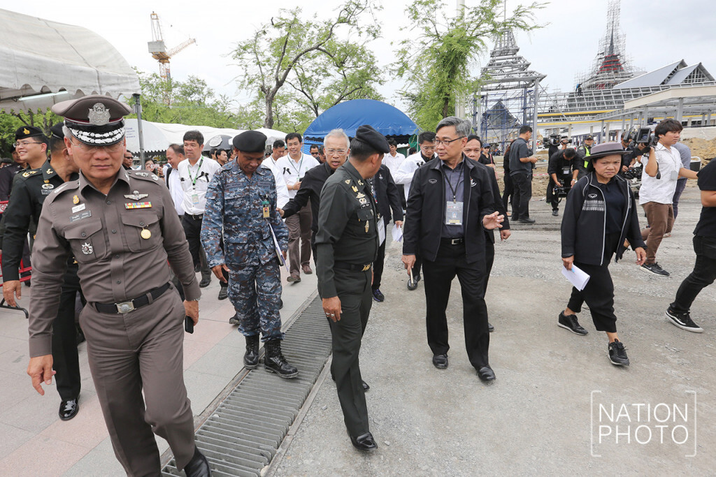 ปลัด กทม. เดินตรวจ เส้นทางอัญเชิญพระบรมศพ รัชกาลที่ ๙ ปลัด กทม. เดินตรวจ เส้นทางอัญเชิญพระบรมศพ รัชกาลที่ ๙
