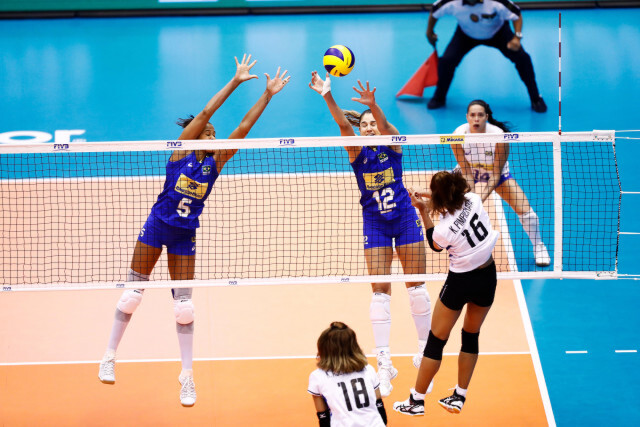 รวมภาพสุดประทับใจ!! วอลเลย์สาวไทย อัดบราซิล 3 เซตรวด