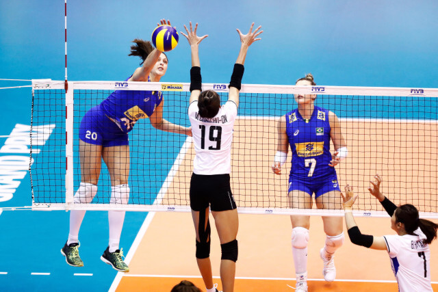 รวมภาพสุดประทับใจ!! วอลเลย์สาวไทย อัดบราซิล 3 เซตรวด