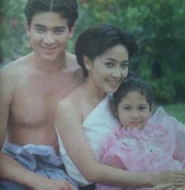 "แนน สกุลรัตน์" อดีตดาราเด็ก
ยังจำเธอได้ไหม!