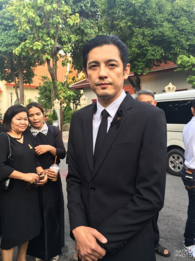 "ศรราม" สุดซาบซึ้ง "พระองค์โสมฯ" ประทานน้ำหลวงอาบศพ "ป๋าเดียร์"