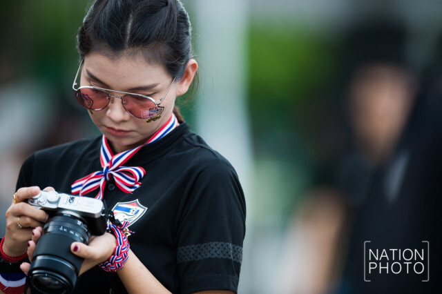 บรรยากาศกองเชียร์ทีมชาติไทย ก่อนการแข่งขันฟุตบอลชิงถ้วยพระราชทาน คิงส์คัพ ครั้งที่ 45 นัดชิงชนะเลิศ