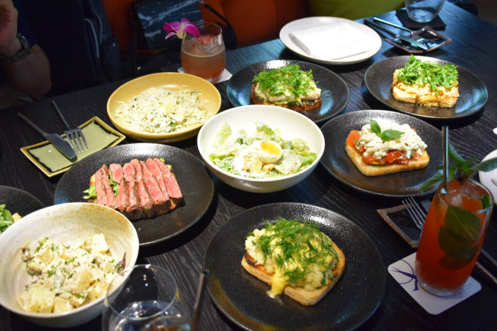 อร่อยปักหมุด : มีความสุขไปกับมื้อกลางวันของร้าน Freebird ในอาหารสไตล์ โมเดิร์นออสเตรเลี่ยน คูซีน