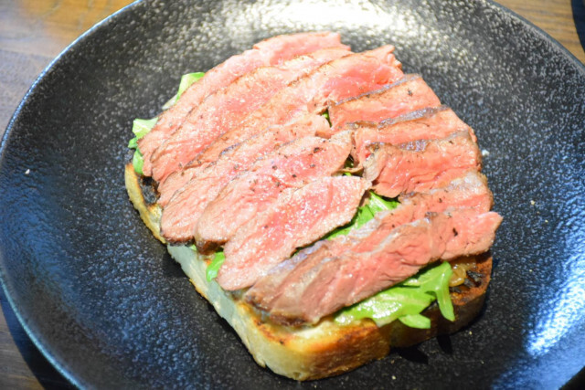 อร่อยปักหมุด : มีความสุขไปกับมื้อกลางวันของร้าน Freebird ในอาหารสไตล์ โมเดิร์นออสเตรเลี่ยน คูซีน