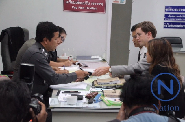 MyMateNate พบ ตร.แจ้ง 2 ข้อหา
โซเชียลวิจารณ์ยับ วางเหรียญรางรถไฟ ปรับร้อยเดียว