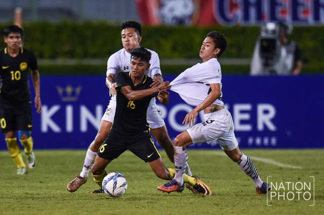 ช้างศึก U-23 ชนะ เสือเหลือง 3-0 รั้งจ่าฝูง