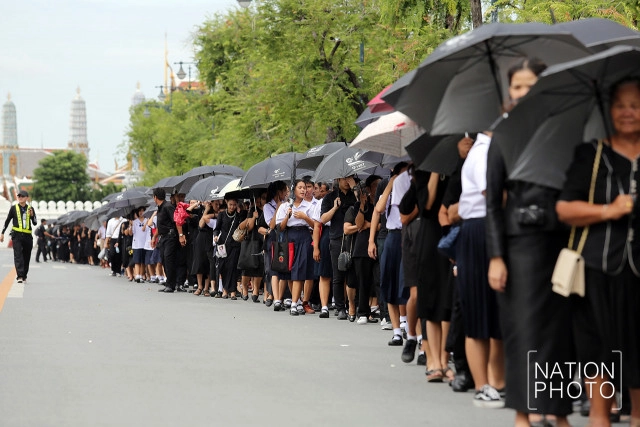 ประชาชนเข้ากราบสักการะพระบรมศพ รัชกาลที่ 9 (22 ก.ค.60)