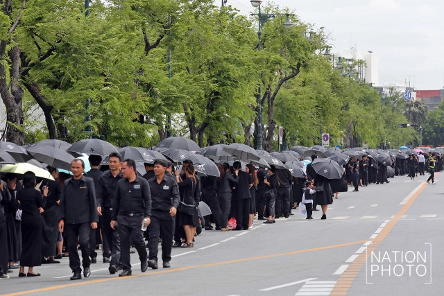 ประชาชนเข้ากราบสักการะพระบรมศพ รัชกาลที่ 9 (22 ก.ค.60)