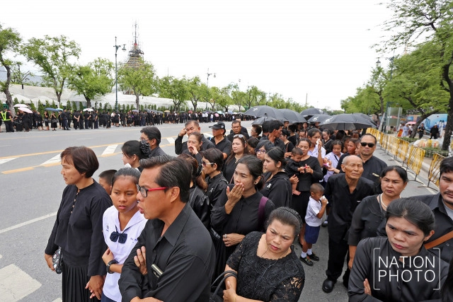 ประชาชนเข้ากราบสักการะพระบรมศพ รัชกาลที่ 9 (22 ก.ค.60)