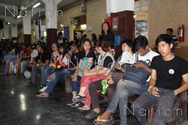 รับน้องรถไฟ มช. แสนอบอุ่น!! ที่สถานีพิษณุโลก