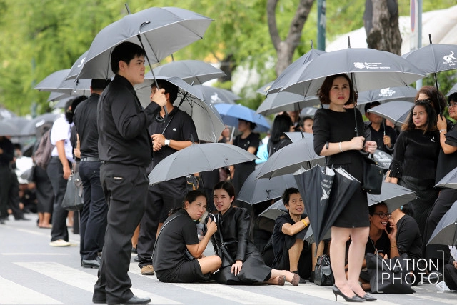 ประชาชนเข้ากราบสักการะพระบรมศพ รัชกาลที่ 9 (22 ก.ค.60)