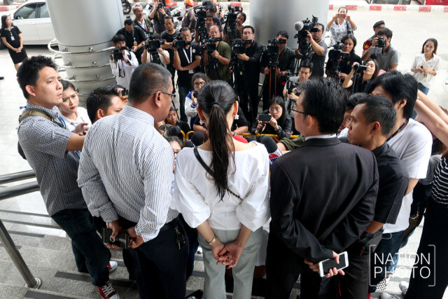 "แพท" ยิ้มสู้ ลุ้นอัยการสั่งคดีร่วมฟอกเงิน 7 ส.ค.