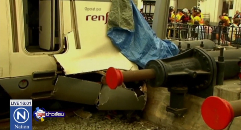 รถไฟชนแนวกันในสเปนเจ็บ 48 ราย รถไฟชนแนวกันในสเปนเจ็บ 48 ราย