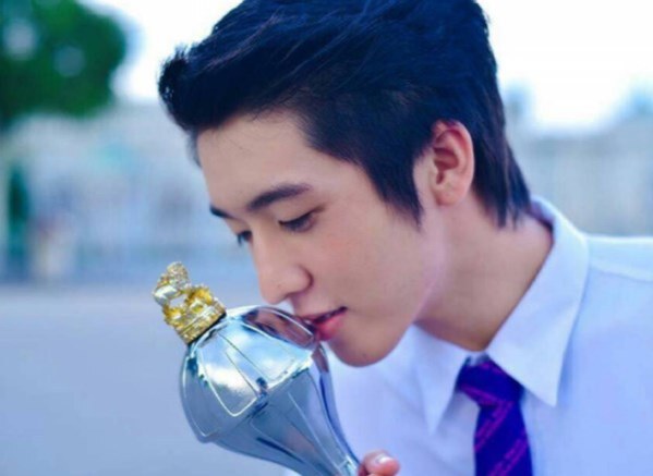 พนักงานส่งแมคโคตรหล่อ"เดือน"โลจิสติกส์มทร.พระนคร