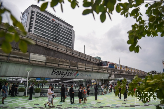 เปิดแล้ว! สกายพลาซ่าสี่แยกปทุมวัน มูลค่า 300 ล้านบาท