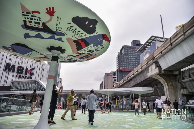 เปิดแล้ว! สกายพลาซ่าสี่แยกปทุมวัน มูลค่า 300 ล้านบาท