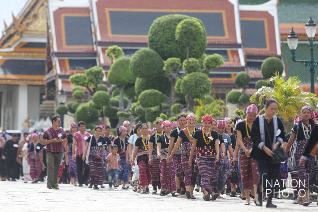 ชาวเขาโครงการหลวงเดินทางมากราบสักการะพระบรมศพ รัชกาลที่ 9 ชาวเขาโครงการหลวงเดินทางมากราบสักการะพระบรมศพ รัชกาลที่ 9
