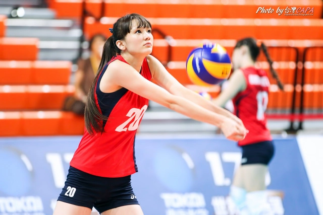 ใจละลาย! "ซาบินา" นางฟ้านักตบ อวดภาพชุดใหญ่