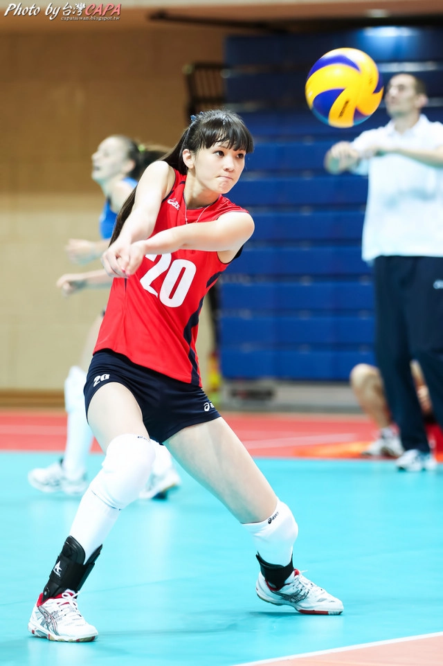 ใจละลาย! "ซาบินา" นางฟ้านักตบ อวดภาพชุดใหญ่