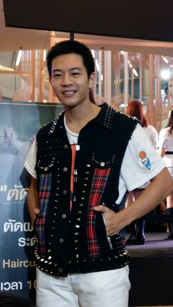 "โทนี่" งง... ตกเป็นข่าวกิ๊ก "เจมส์ ธีรดนย์"