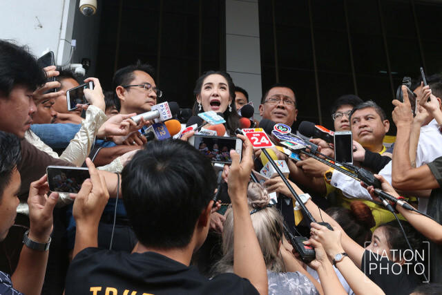 "แพท ณปภา" รายงานตัวศาลครั้งสุดท้าย