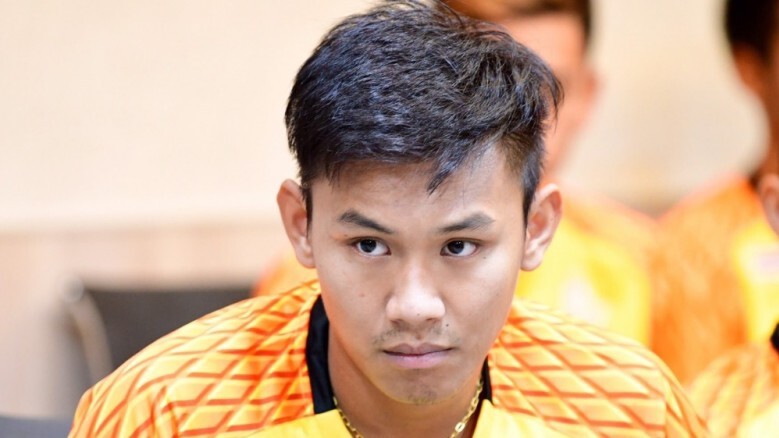 "เจนรบ" ยังเจ็บ ต้องฉีดยา "เจนรบ" ยังเจ็บ ต้องฉีดยา