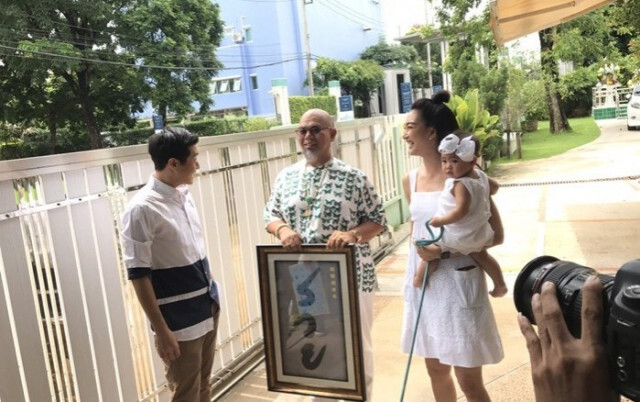 บุกบ้านคู่หูแม่ลูกซุปตาร์ 'แม่หน่อย – แพนเค้ก'