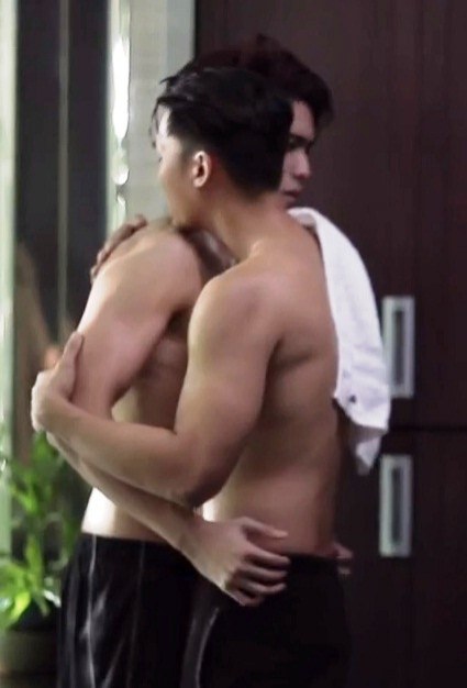 'ฝน' เปิดศึกชิงผู้กับ 'เท็น'