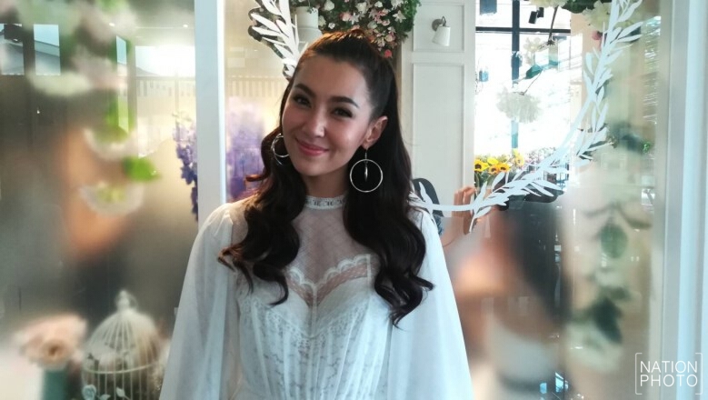 'เบลล่า'ลงพื้นที่ช่วยน้ำท่วม ได้'เวียร์'หนุน