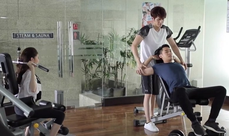 'ฝน' เปิดศึกชิงผู้กับ 'เท็น'