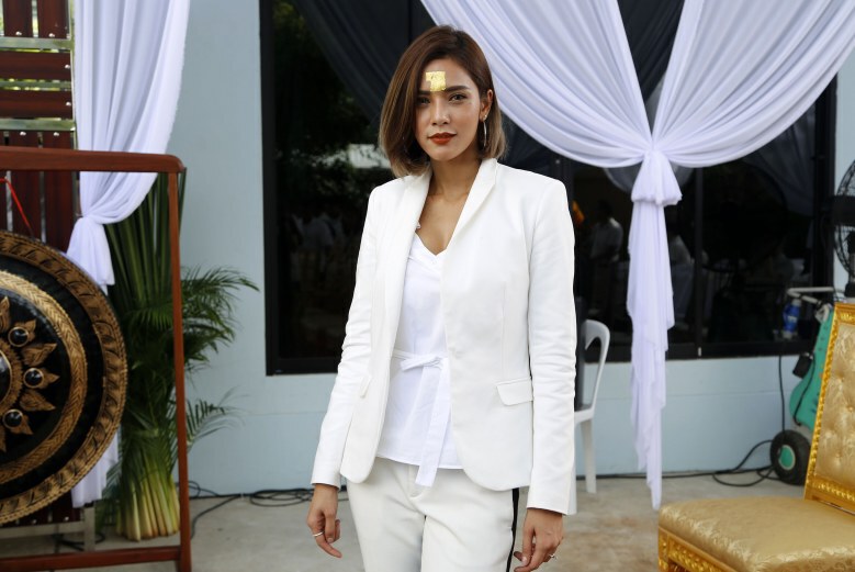 ‘อุ้ม’ หน้าบาน ‘บอล’ ส่งซิกขอแต่งงาน