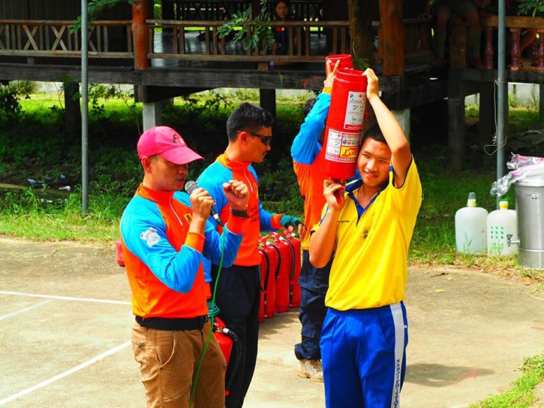 เตรียมพร้อม"นักเรียน รับมือไฟไหม้"