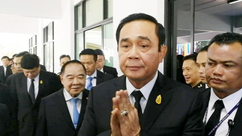 "บิ๊กตู่" บอก "บิ๊กป้อม" อยู่กับผมไปทั้งชาติ