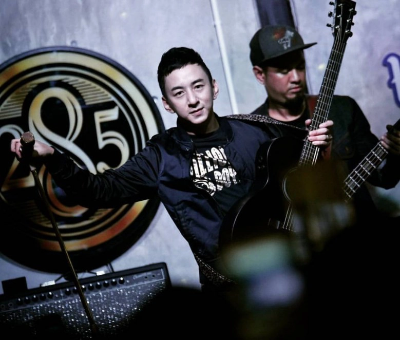 ตัวตนที่แท้จริงของ "หน้ากากเสือจากัวร์"  "บี" พีระพัฒน์