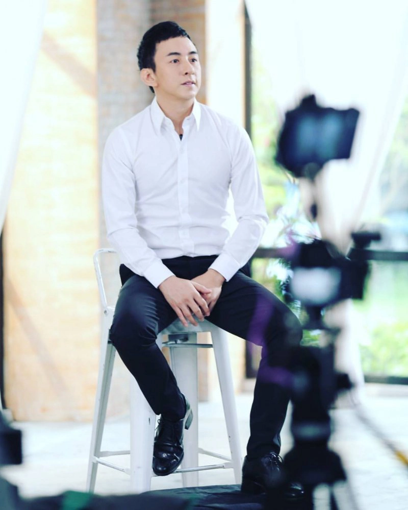 ตัวตนที่แท้จริงของ "หน้ากากเสือจากัวร์"  "บี" พีระพัฒน์