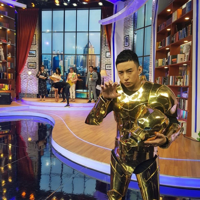 ตัวตนที่แท้จริงของ "หน้ากากเสือจากัวร์"  "บี" พีระพัฒน์