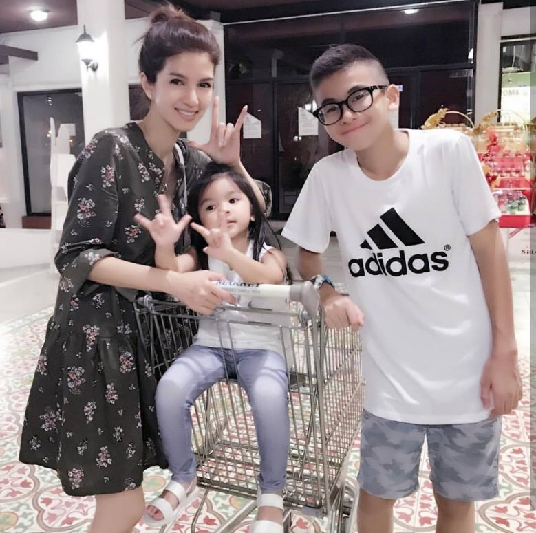 ‘ออโต้’ ลูก ‘แม่โบว์’ ก้มกราบแม่ พร้อมคำสัญญา ทำเอาน้ำตาไหล