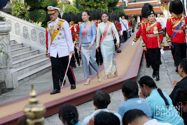 สมเด็จพระเจ้าอยู่หัว เสด็จฯ ทรงบำเพ็ญพระราชกุศลเฉลิมพระชนมพรรษาสมเด็จพระนางเจ้าสิริกิติ์ฯ