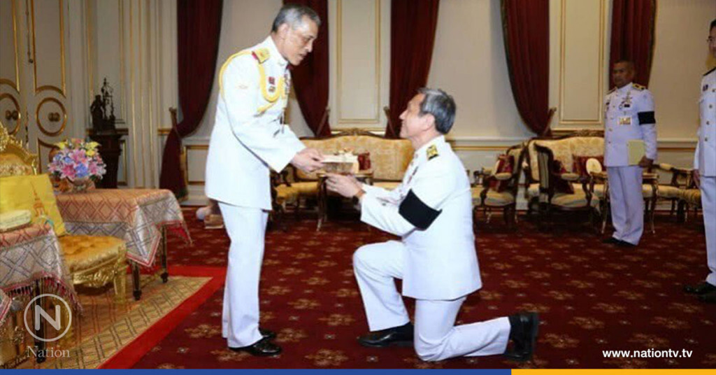 สมเด็จพระเจ้าอยู่หัวพระราชทาน 100 ล้าน แก่ ร.พ.ศิริราช สมเด็จพระเจ้าอยู่หัวพระราชทาน 100 ล้าน แก่ ร.พ.ศิริราช