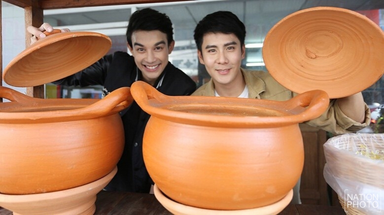 ‘บอส’ชวน ‘เซินเจิ้น’อิ่มท้อง  ที่ ร้านล้านนาอาหารเหนือ