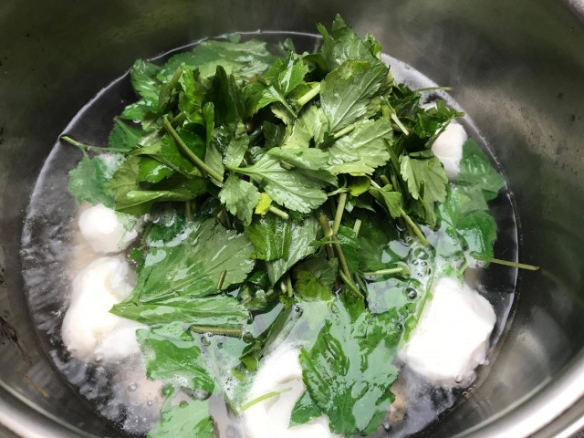 ครัวน้าคม : ต้มจืดจิงจูฉ่ายกับลูกชิ้นปลา  อร่อยมีประโยชน์ ดีต่อสุขภาพ