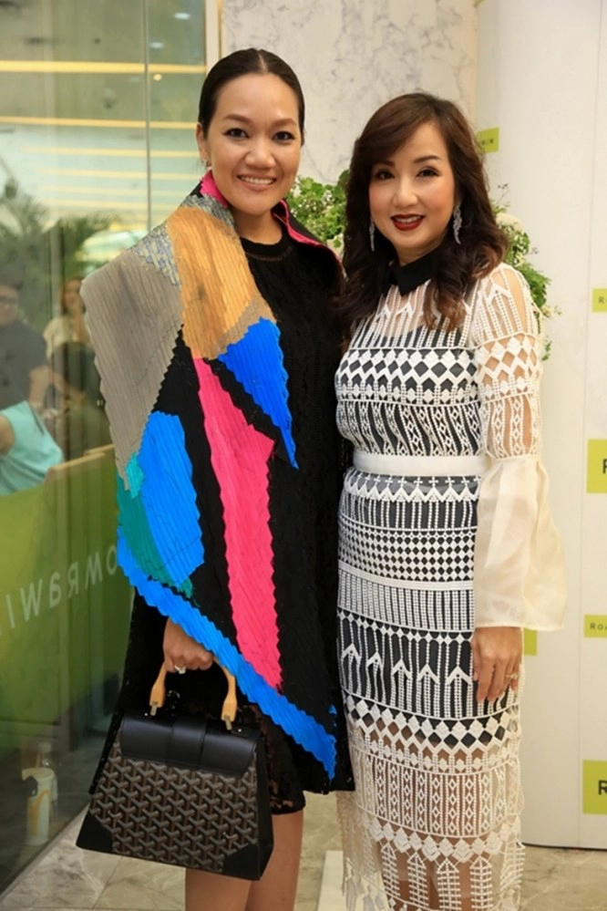 “คู่แม่ลูกคนดัง” กระชับผิวสวยฉลองวันแม่