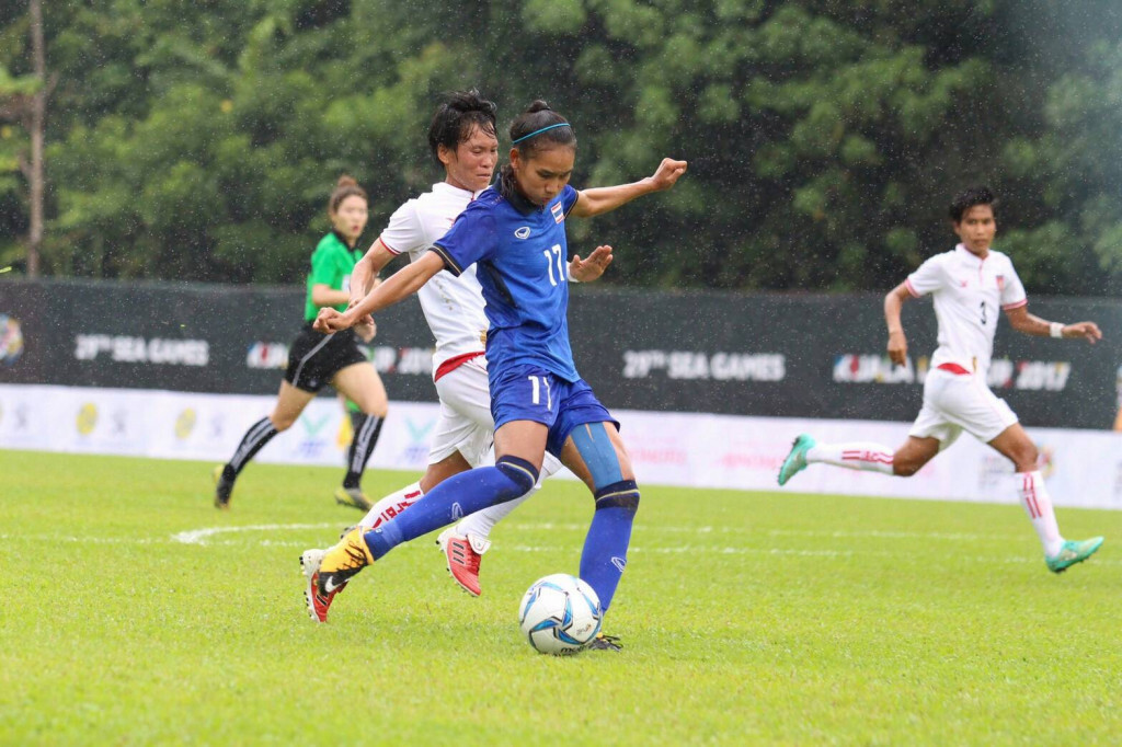 สุดมัน!! ชบาแก้ว เฉือนเมียนมา 3-2 ประเดิมซีเกมส์ สุดมัน!! ชบาแก้ว เฉือนเมียนมา 3-2 ประเดิมซีเกมส์